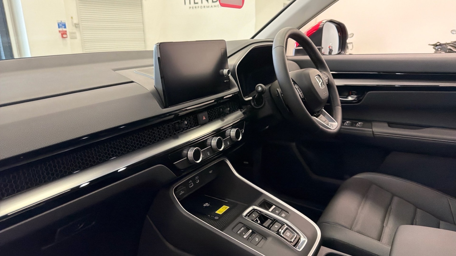 Used Honda CR-V 2025 for sale - 76983844: Photo 2