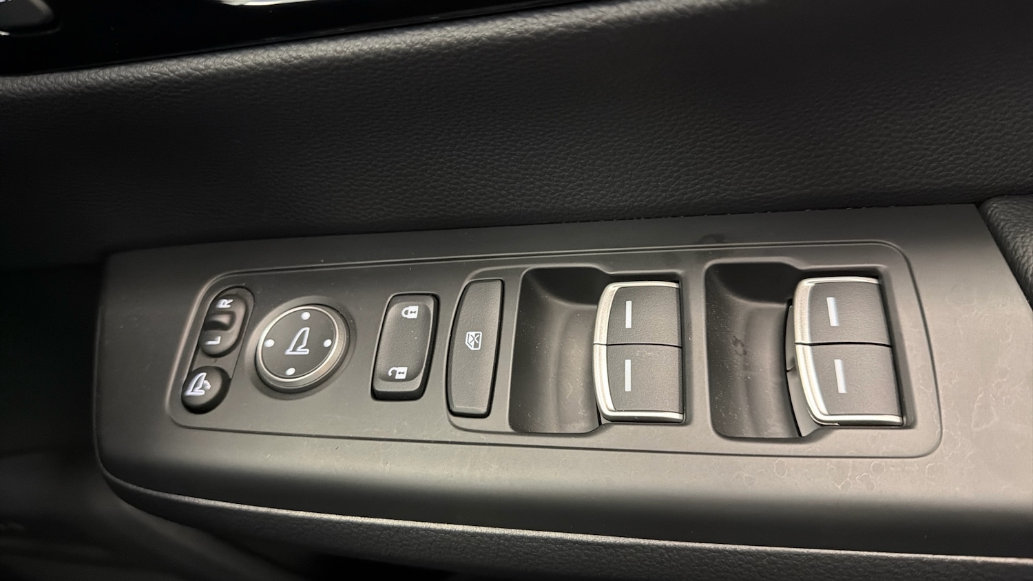 Used Honda CR-V 2025 for sale - 76983844: Photo 42