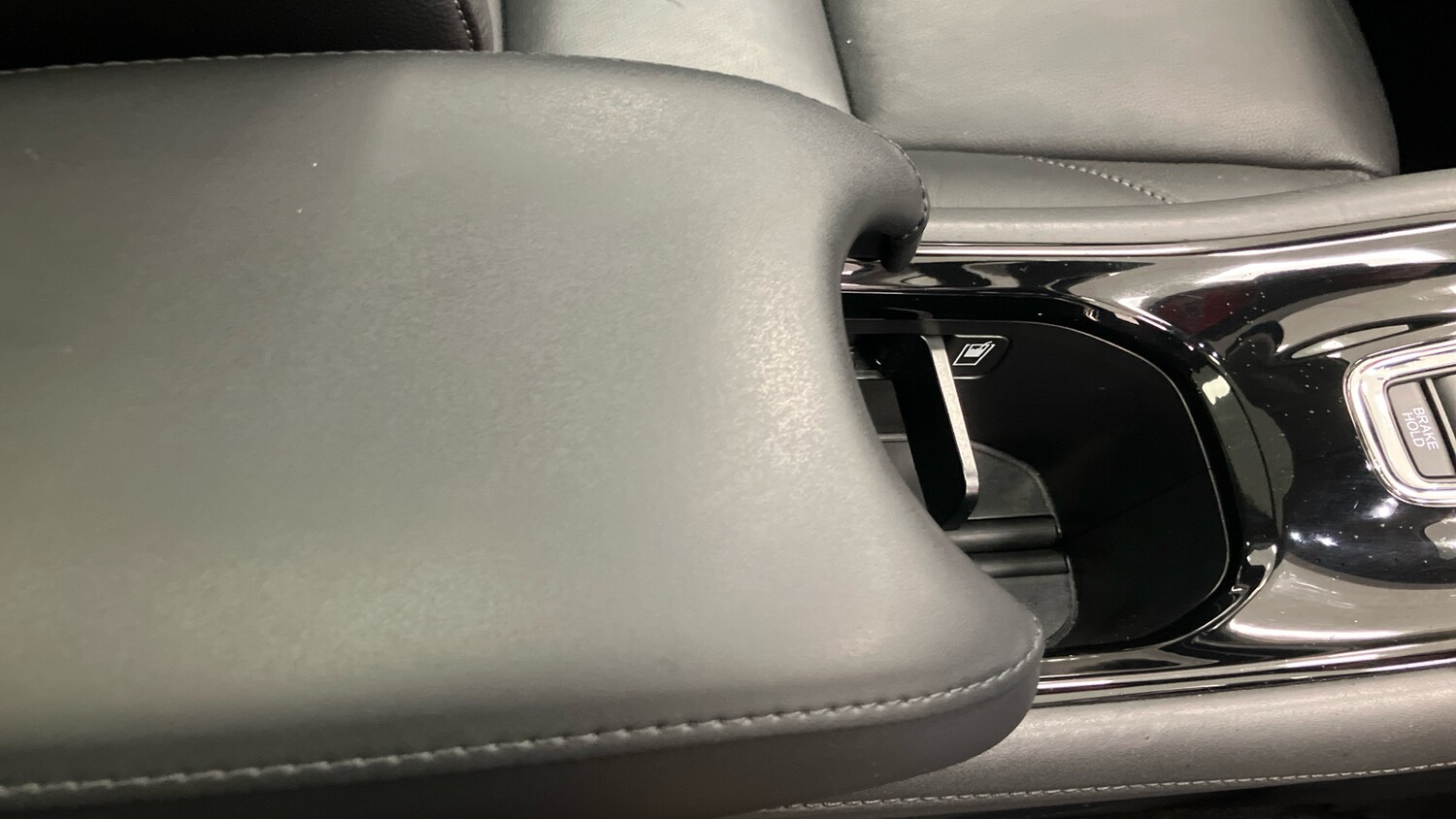 Used Honda HR-V 2018 for sale - 77337478: Photo 34