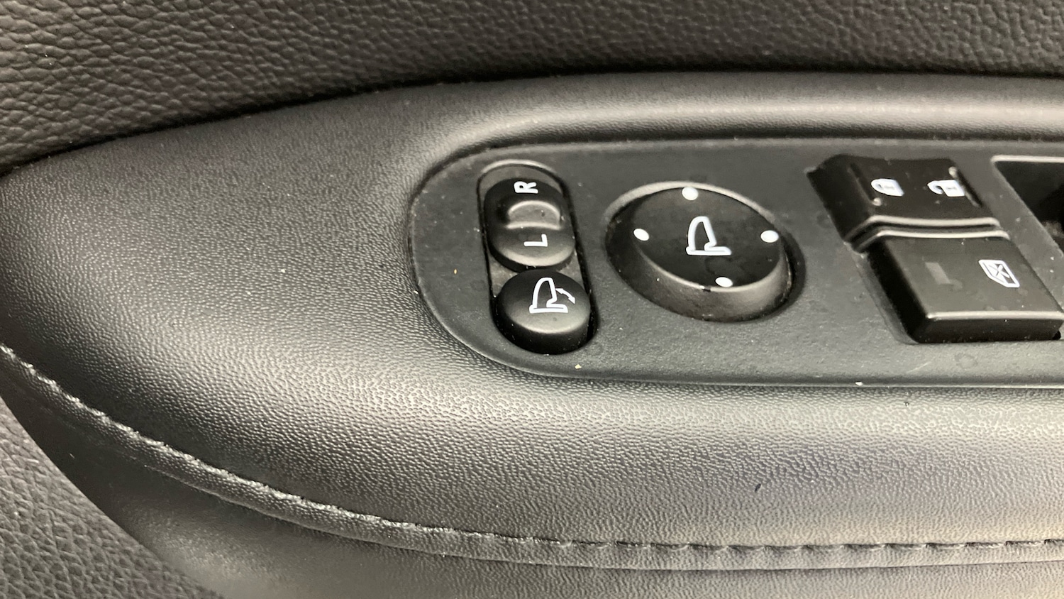 Used Honda HR-V 2018 for sale - 77337478: Photo 61