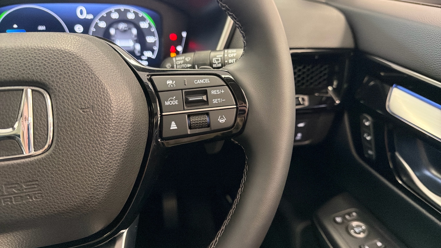 Used Honda CR-V 2025 for sale - 76131141: Photo 33