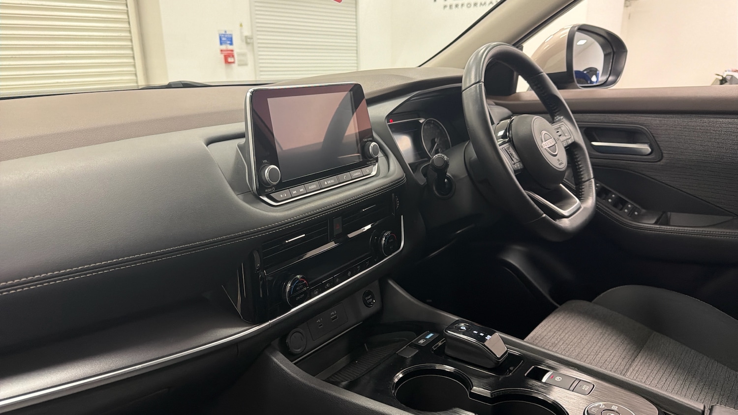 Used Nissan X-Trail 2024 for sale - 76452647: Photo 2