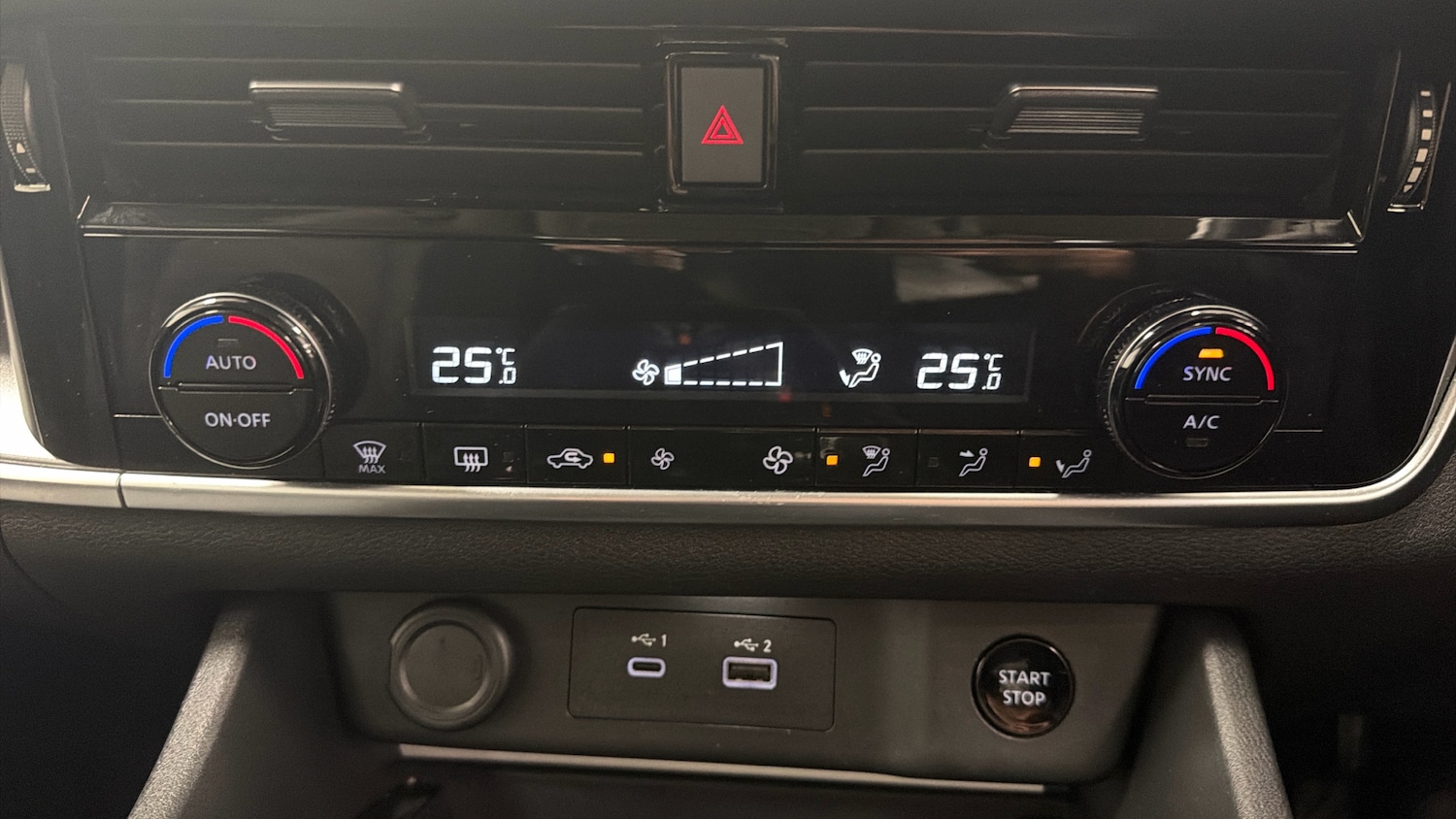 Used Nissan X-Trail 2024 for sale - 76452647: Photo 26