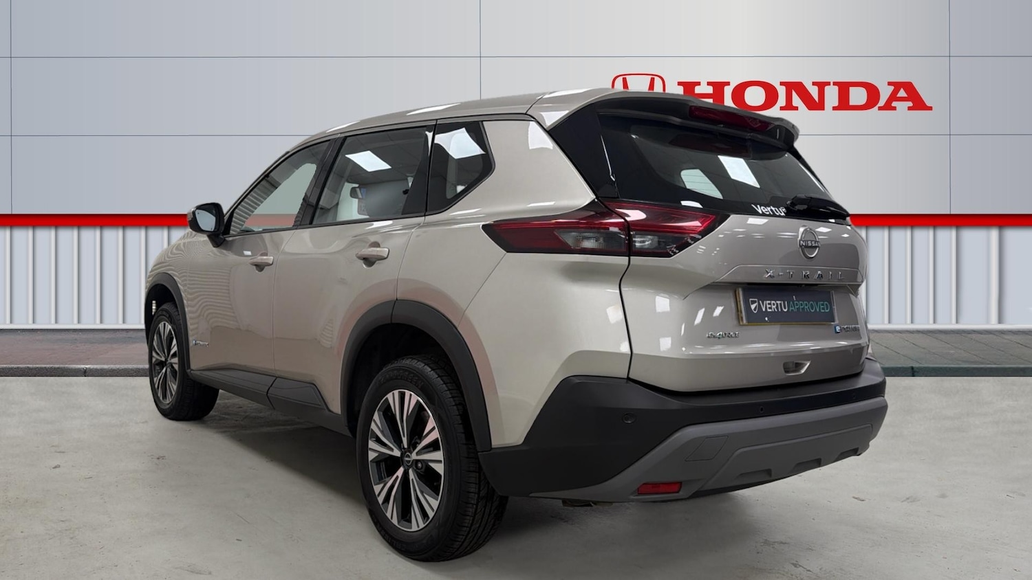 Used Nissan X-Trail 2024 for sale - 76452647: Photo 3