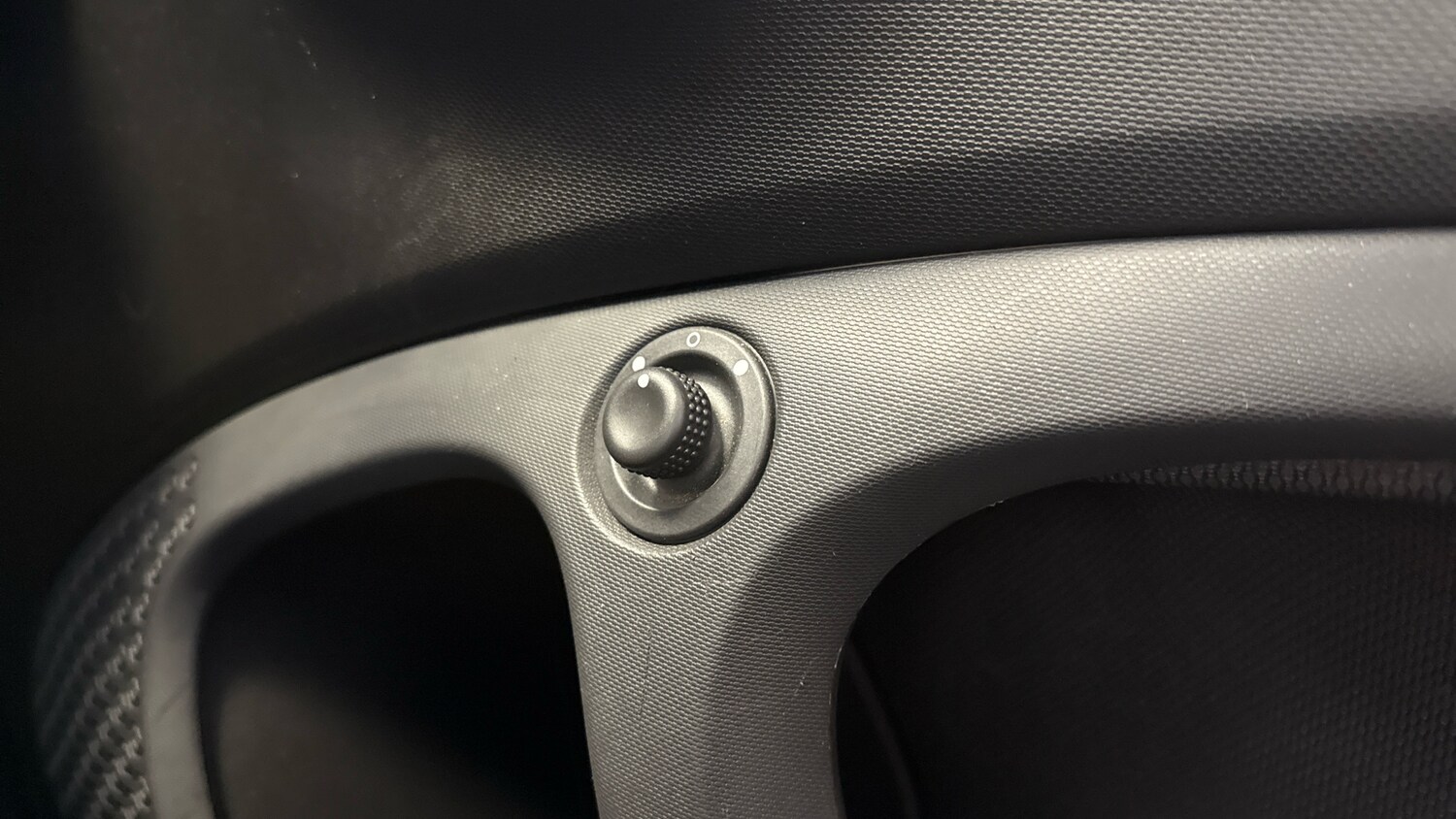 Used smart fortwo 2016 for sale - 76078015: Photo 35