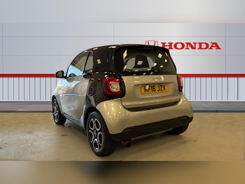 Used smart fortwo 2016 for sale - 76078015: Photo
