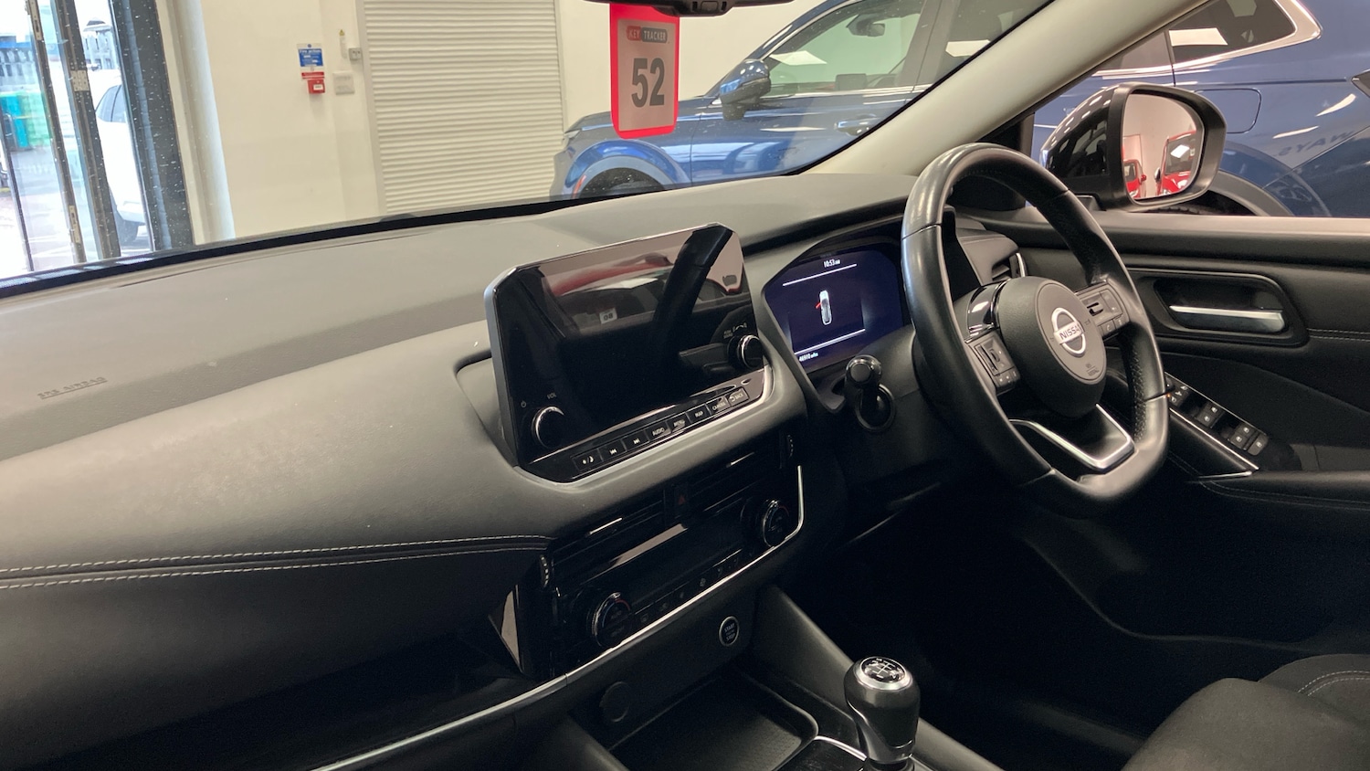 Used Nissan Qashqai 2021 for sale - 76461689: Photo 2