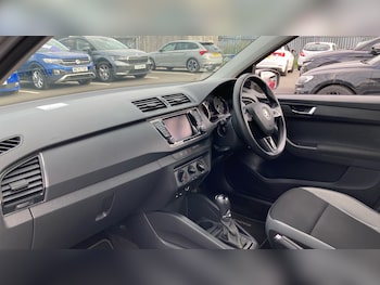 Used Skoda Fabia 2015 for sale - 75919432: Photo