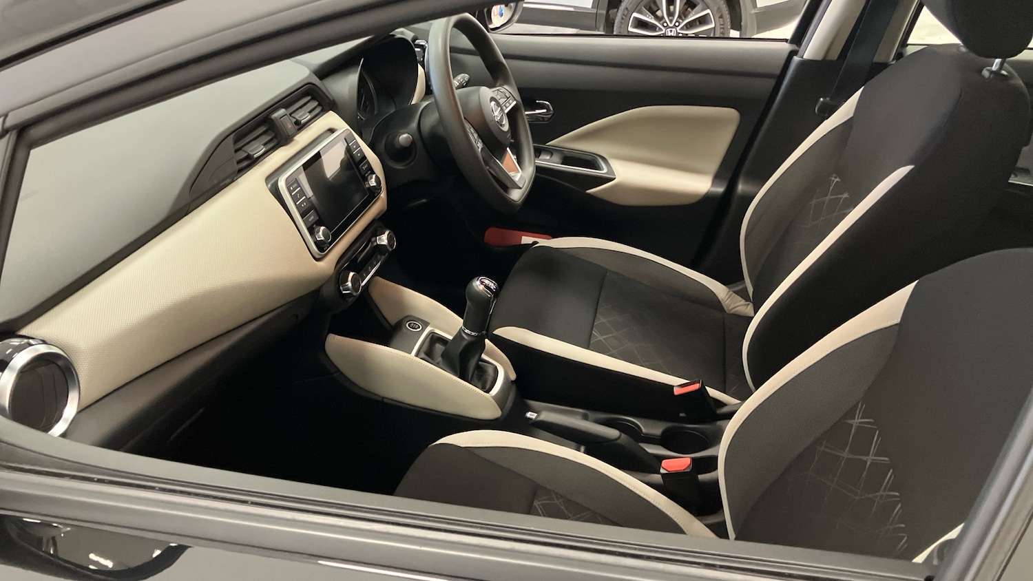 Used Nissan Micra 2019 for sale - 77104476: Photo 32