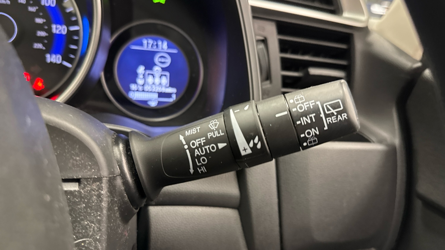 Used Honda Jazz 2015 for sale - 76287844: Photo 23