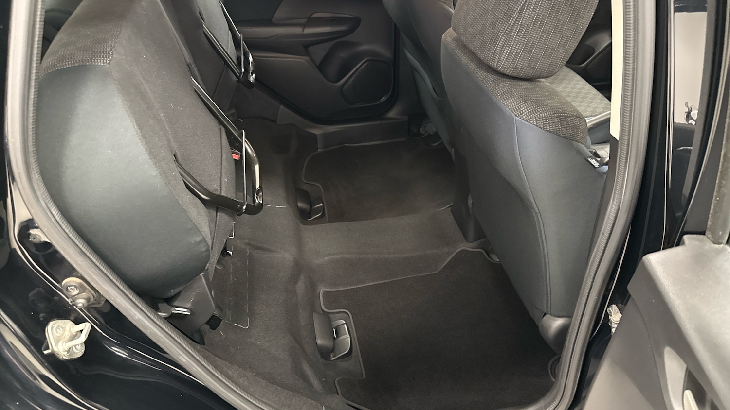 Used Honda Jazz 2015 for sale - 76287844: Photo 39