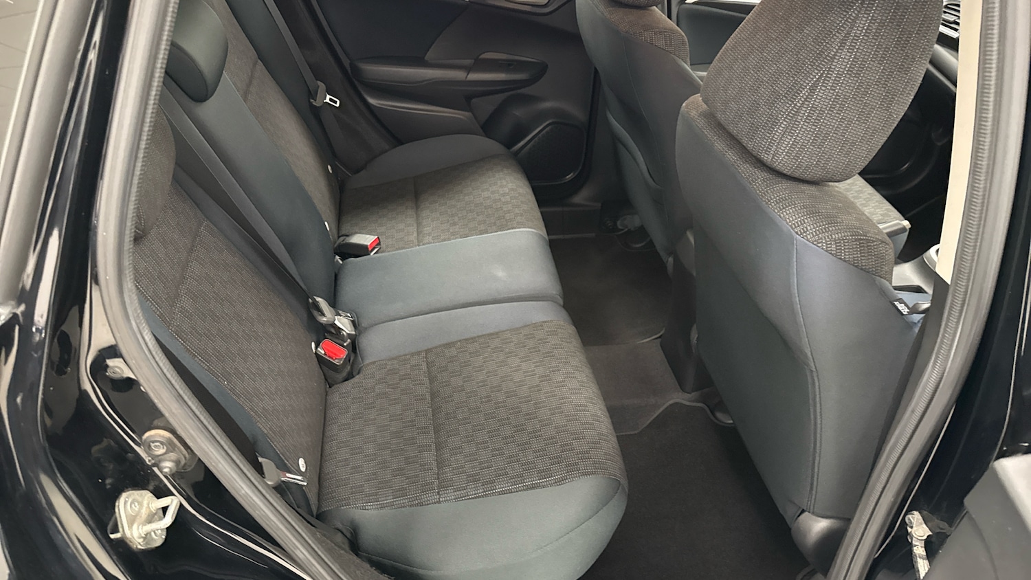 Used Honda Jazz 2015 for sale - 76287844: Photo 40