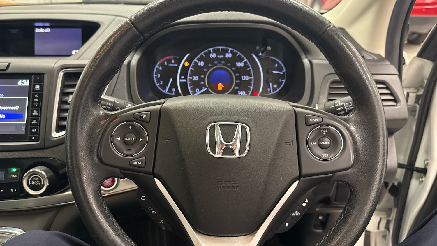 Used Honda CR-V 2018 for sale - 76568399: Photo 28