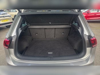 Used Volkswagen Tiguan 2020 for sale - 77864543: Photo