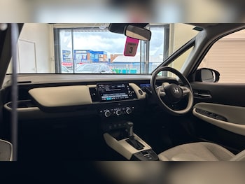 Used Honda Jazz 2023 for sale - 79467223: Photo