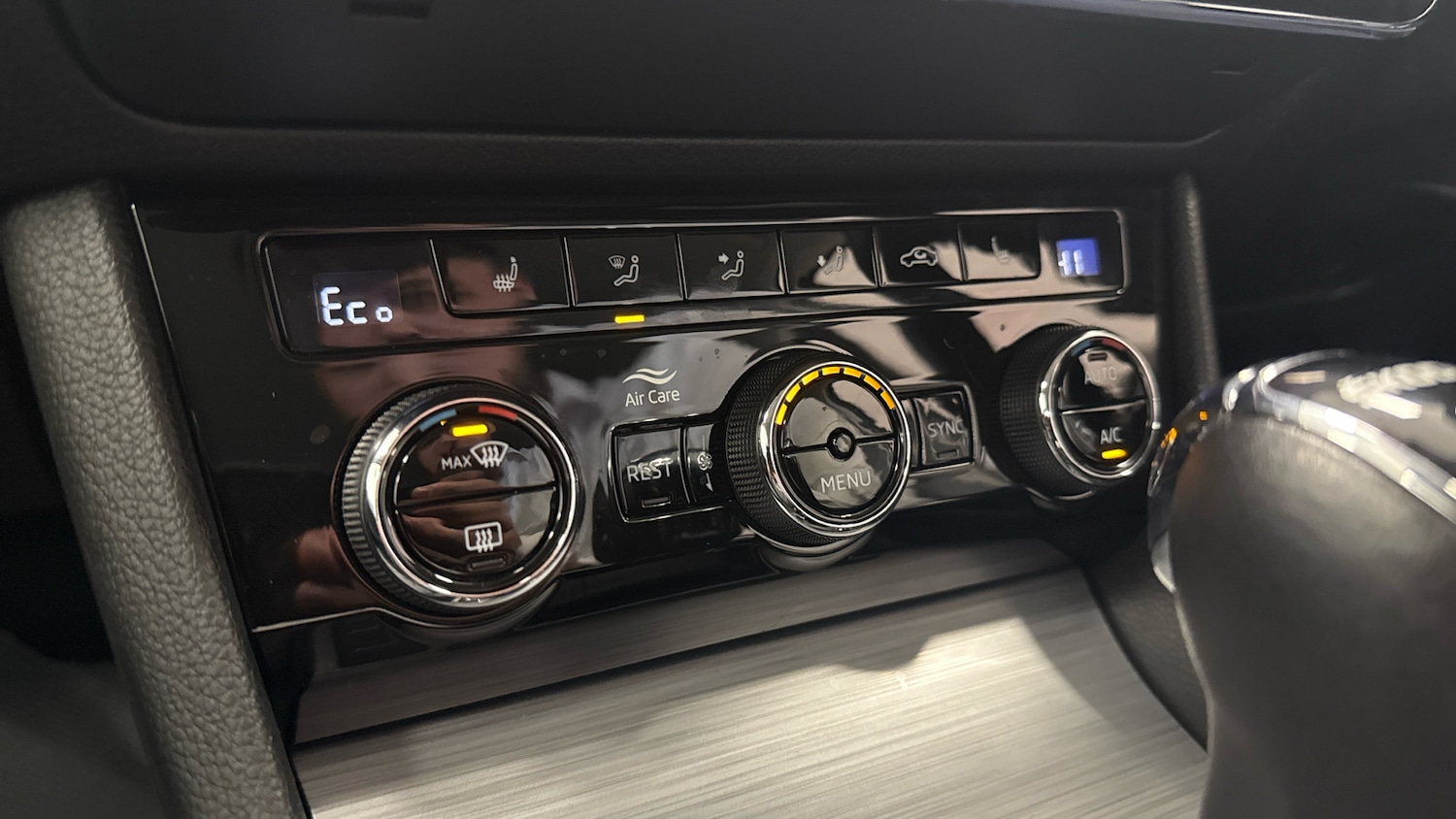 Used Skoda Superb 2023 for sale - 77300968: Photo 26