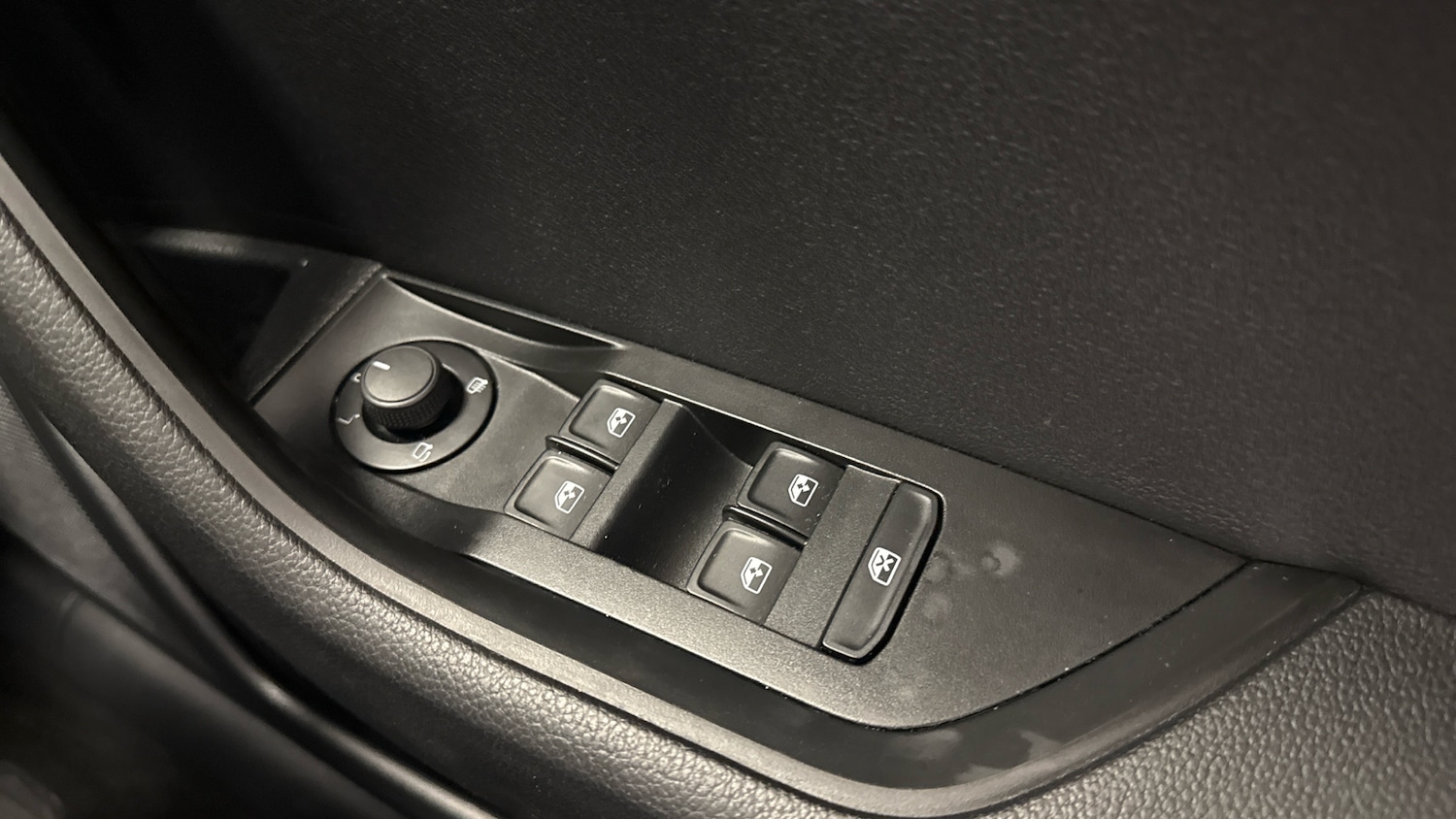 Used Skoda Superb 2023 for sale - 77300968: Photo 41