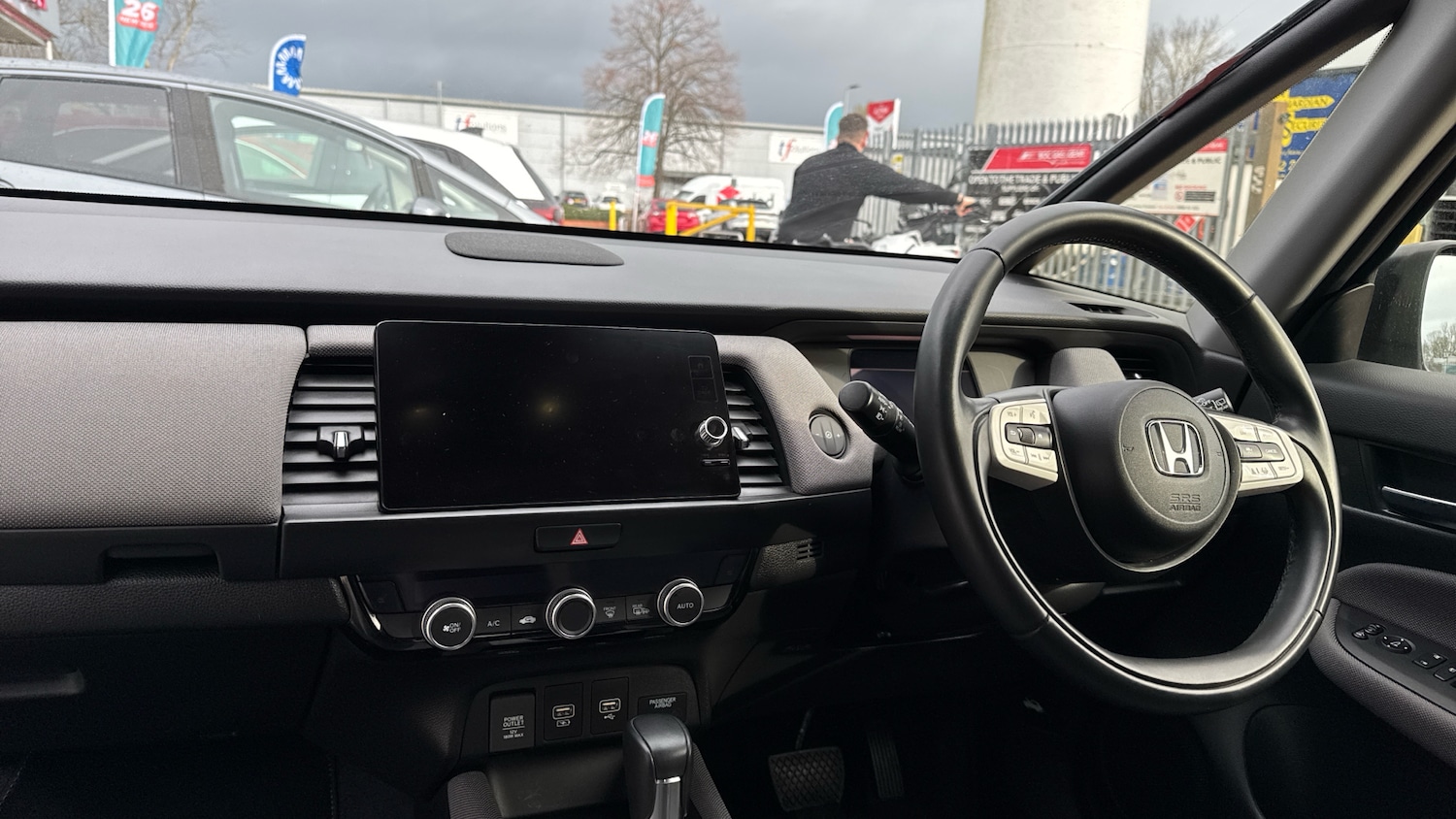 Used Honda Jazz 2022 for sale - 77935120: Photo 2