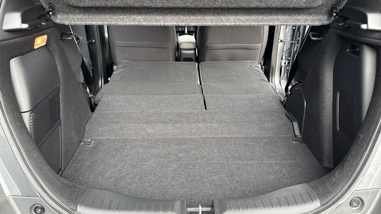 Used Honda Jazz 2022 for sale - 77935120: Photo 33