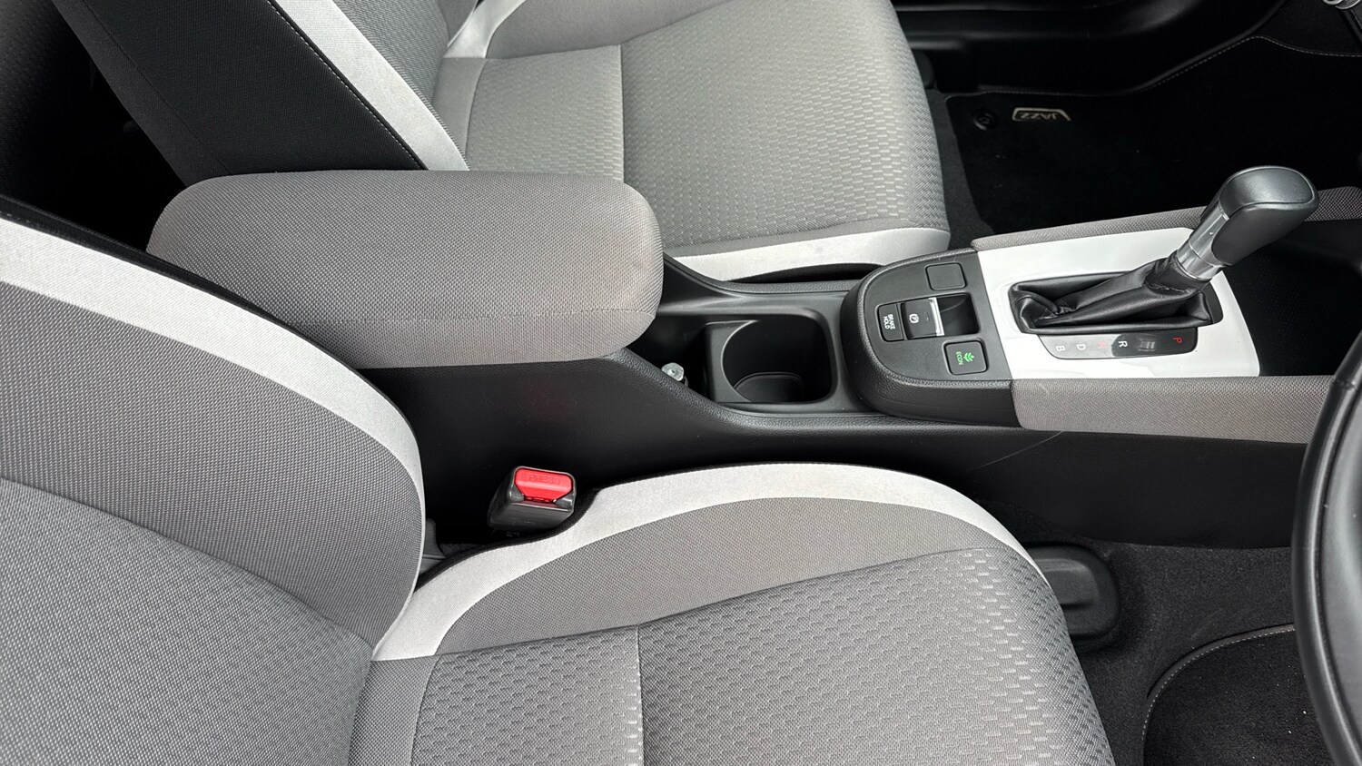 Used Honda Jazz 2022 for sale - 77935120: Photo 38