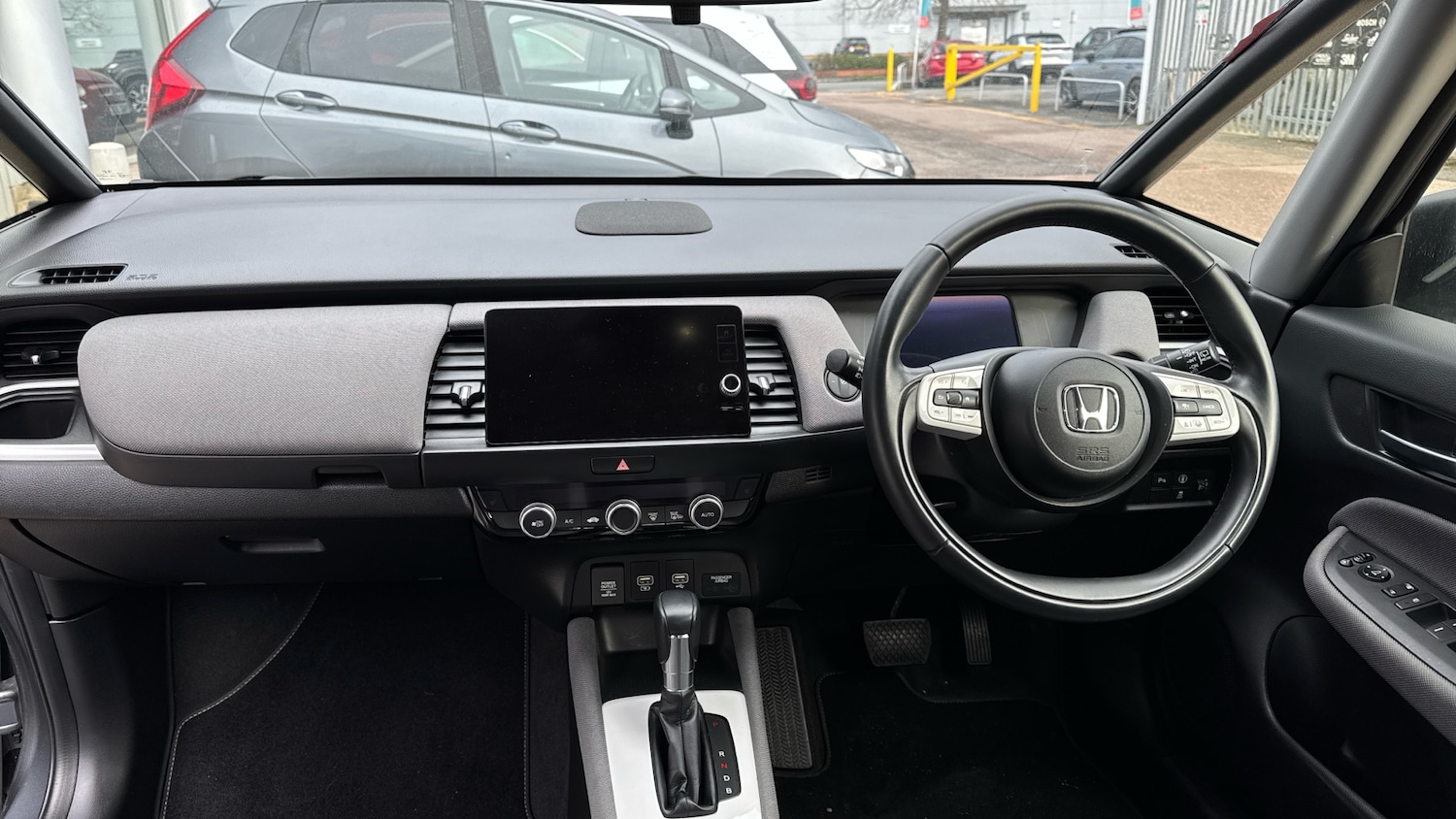 Used Honda Jazz 2022 for sale - 77935120: Photo 4