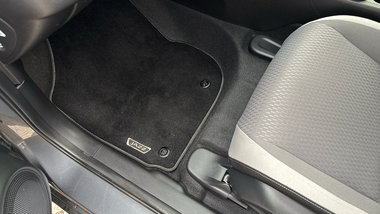 Used Honda Jazz 2022 for sale - 77935120: Photo 40