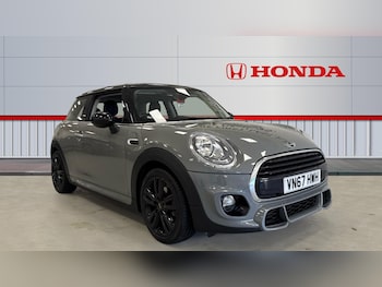 2017 (67) - 1.5 Cooper 3dr Petrol Hatchback