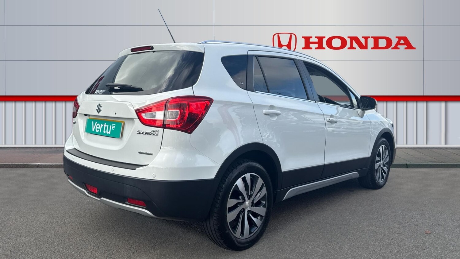 Used Suzuki SX4 S-Cross 2017 for sale - 76048904: Photo 12