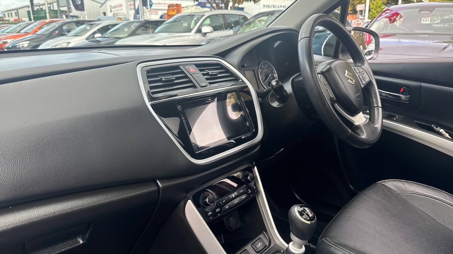 Used Suzuki SX4 S-Cross 2017 for sale - 76048904: Photo 2