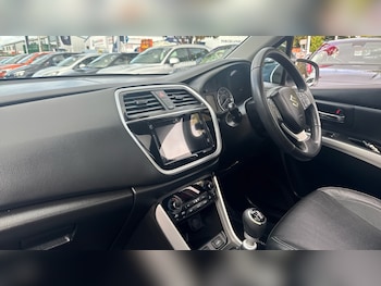 Used Suzuki SX4 S-Cross 2017 for sale - 76048904: Photo