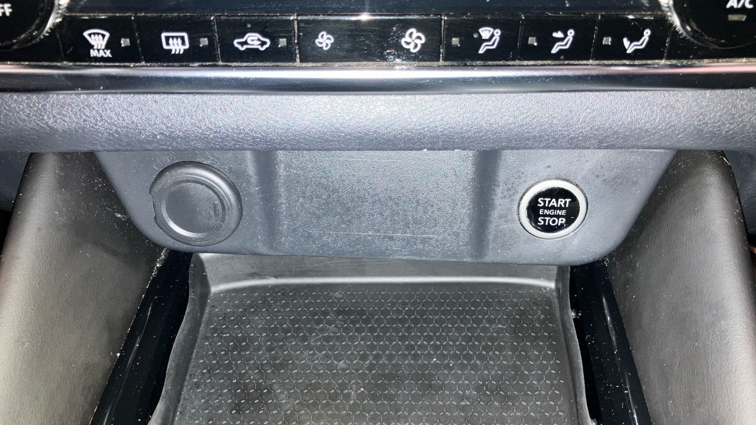 Used Nissan Qashqai 2021 for sale - 76612502: Photo 17