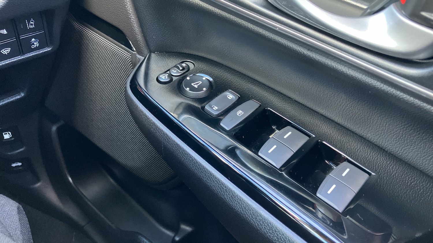 Used Honda CR-V 2023 for sale - 77900892: Photo 16