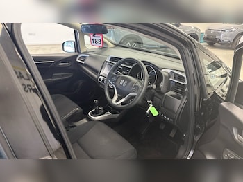 Used Honda Jazz 2020 for sale - 78918104: Photo