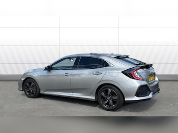 Used Honda Civic 2017 for sale - 79382404: Photo