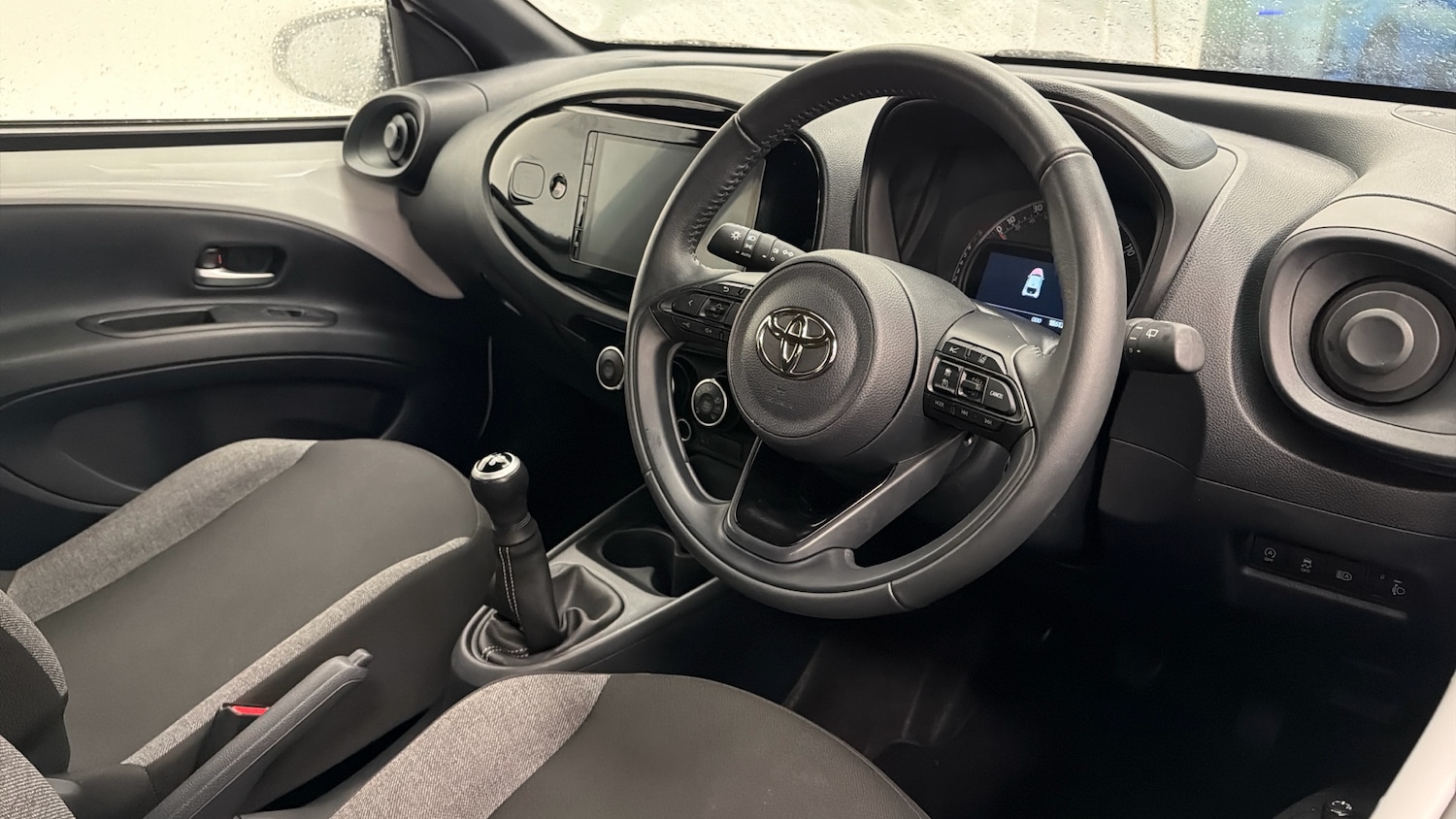 Used Toyota Aygo X 2024 for sale - 77222850: Photo 11