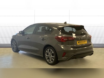 Used Ford Focus 2023 for sale - 77590308: Photo