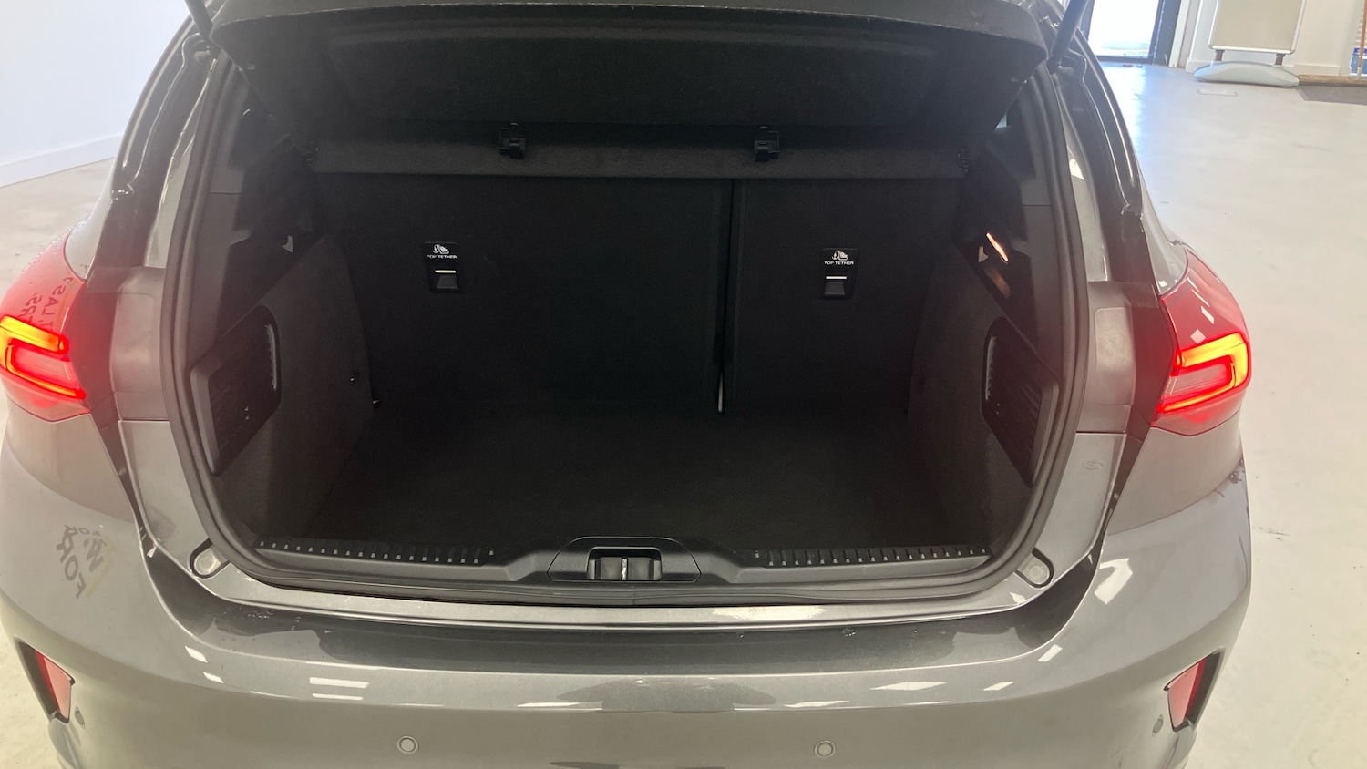 Used Ford Focus 2023 for sale - 77590308: Photo 4