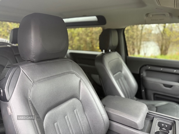 Used Land Rover Defender 2021 for sale - 76802853: Photo 13
