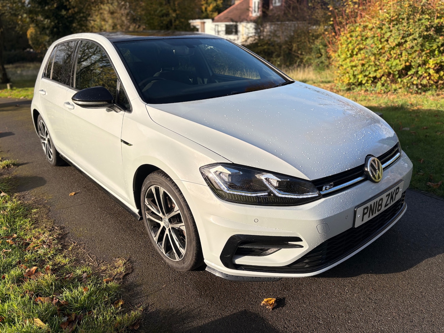 Used Volkswagen Golf 2018 for sale - 76391402: Photo 4