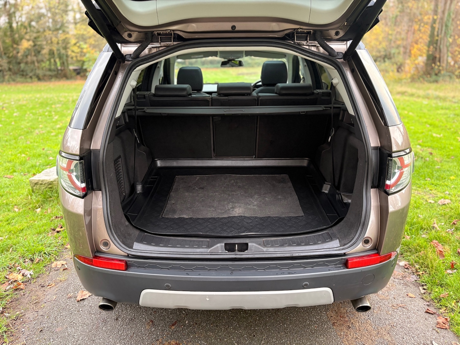 Used Land Rover Discovery Sport 2015 for sale - 76567871: Photo 10