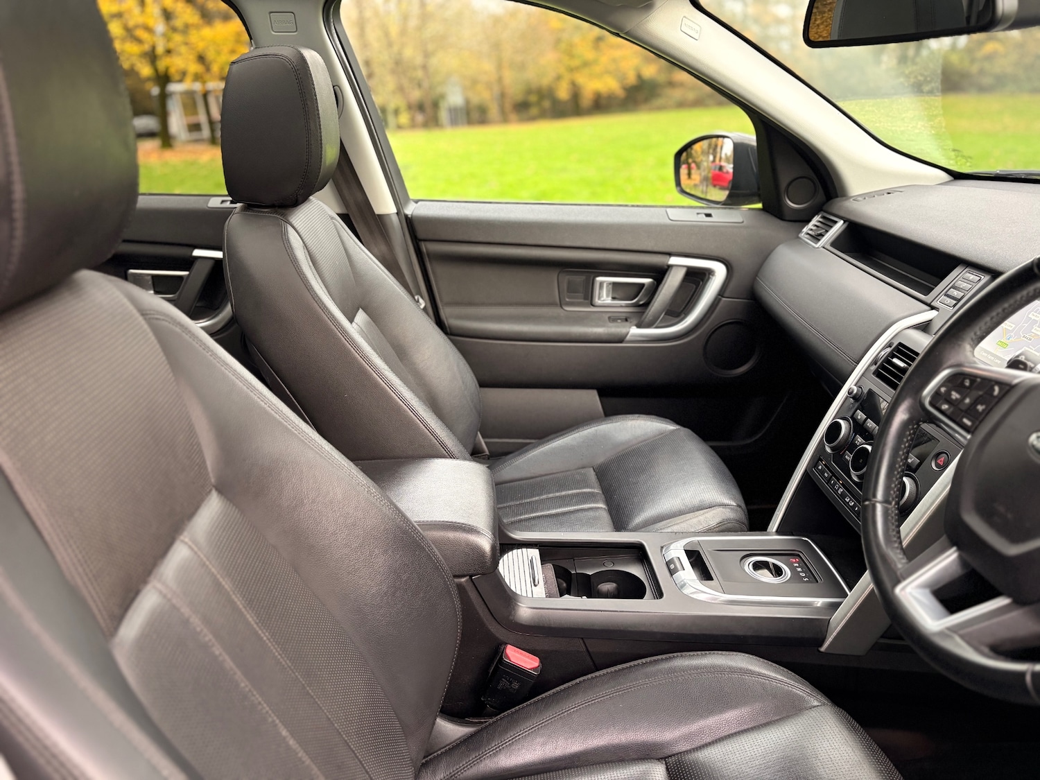 Used Land Rover Discovery Sport 2015 for sale - 76567871: Photo 13