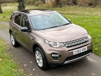 Used Land Rover Discovery Sport 2015 for sale - 76567871: Photo