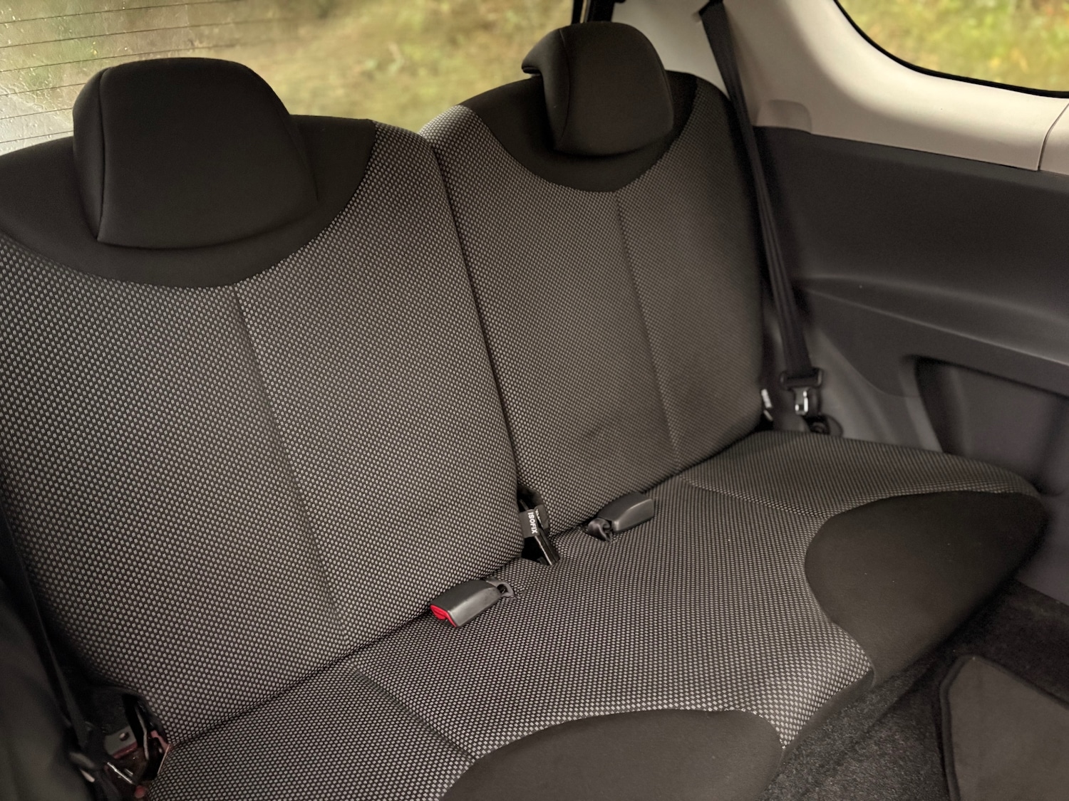 Used Toyota AYGO 2012 for sale - 76963718: Photo 13