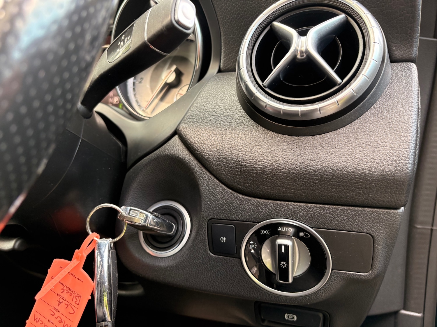 Used Mercedes-Benz CLA 2015 for sale - 76131076: Photo 23