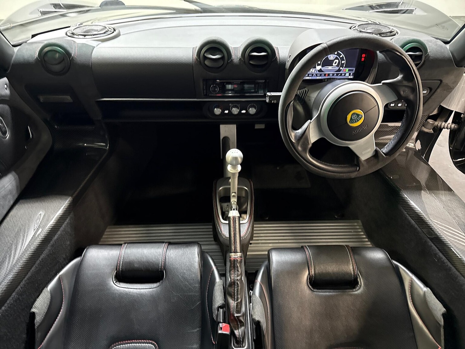 Used Lotus Exige 2018 for sale - 76974511: Photo 22