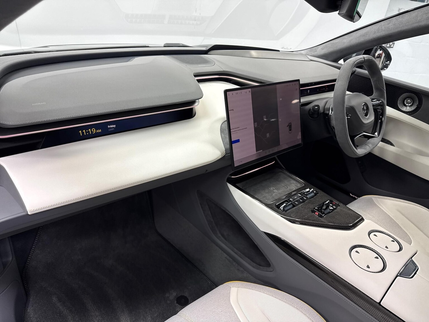 Used Lotus Emeya 2025 for sale - 77872136: Photo 41