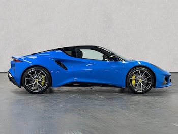 Used Lotus Emira 2025 for sale - 76065629: Photo