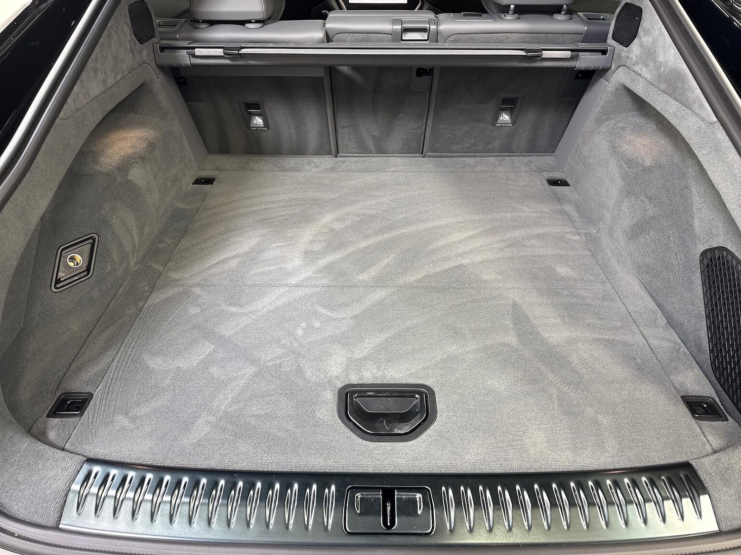 Used Lotus Emeya 2025 for sale - 77489762: Photo 43