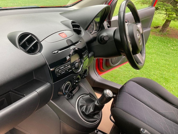 Used Mazda Mazda2 2012 for sale - 75428810: Photo 21