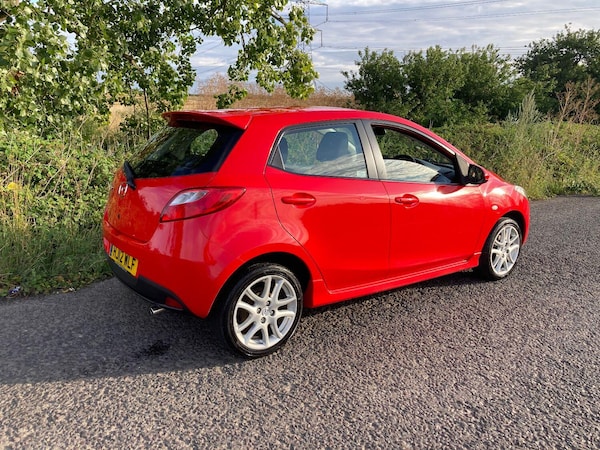 Used Mazda Mazda2 2012 for sale - 75428810: Photo 8